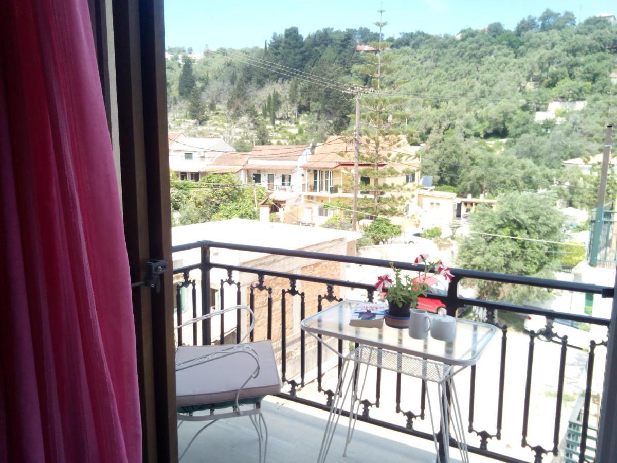 Longós Soustas Apartments מראה חיצוני תמונה