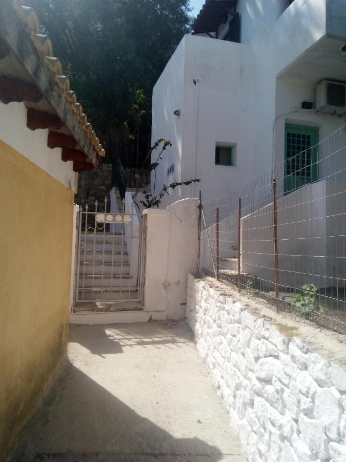 Longós Soustas Apartments מראה חיצוני תמונה