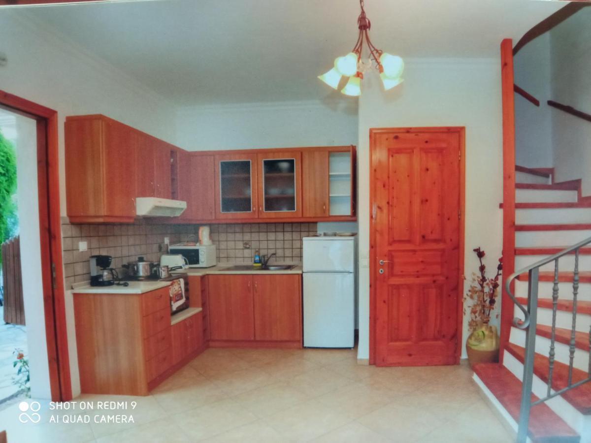 Longós Soustas Apartments מראה חיצוני תמונה