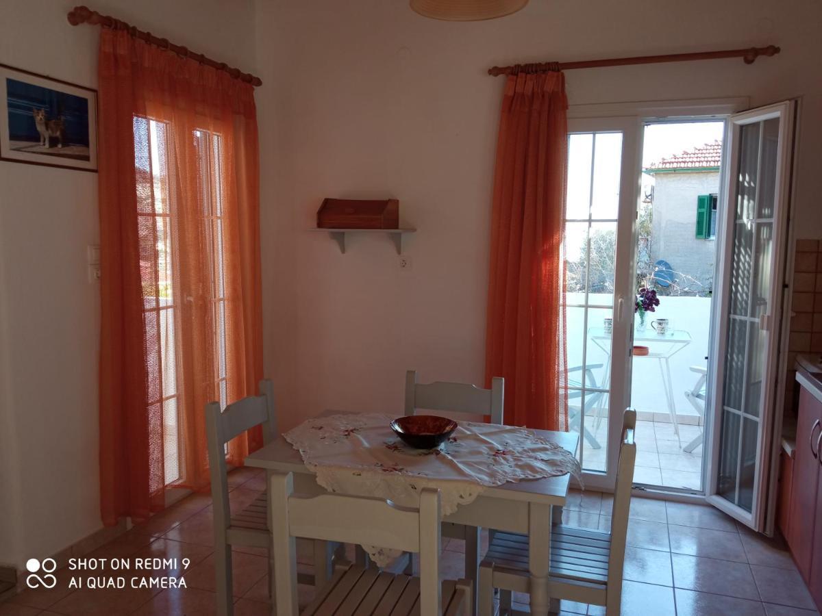 Longós Soustas Apartments מראה חיצוני תמונה