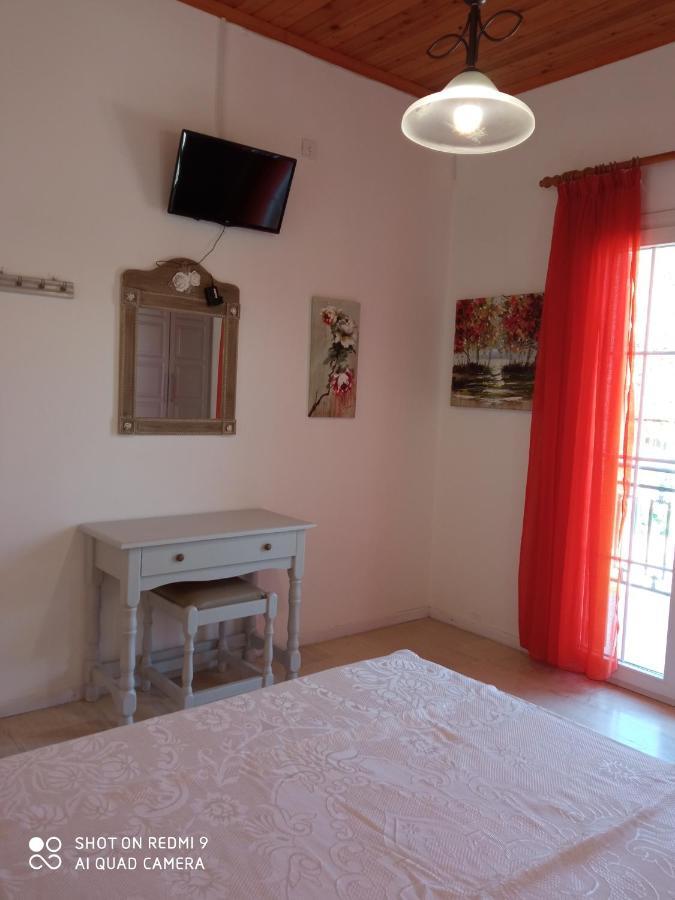 Longós Soustas Apartments מראה חיצוני תמונה